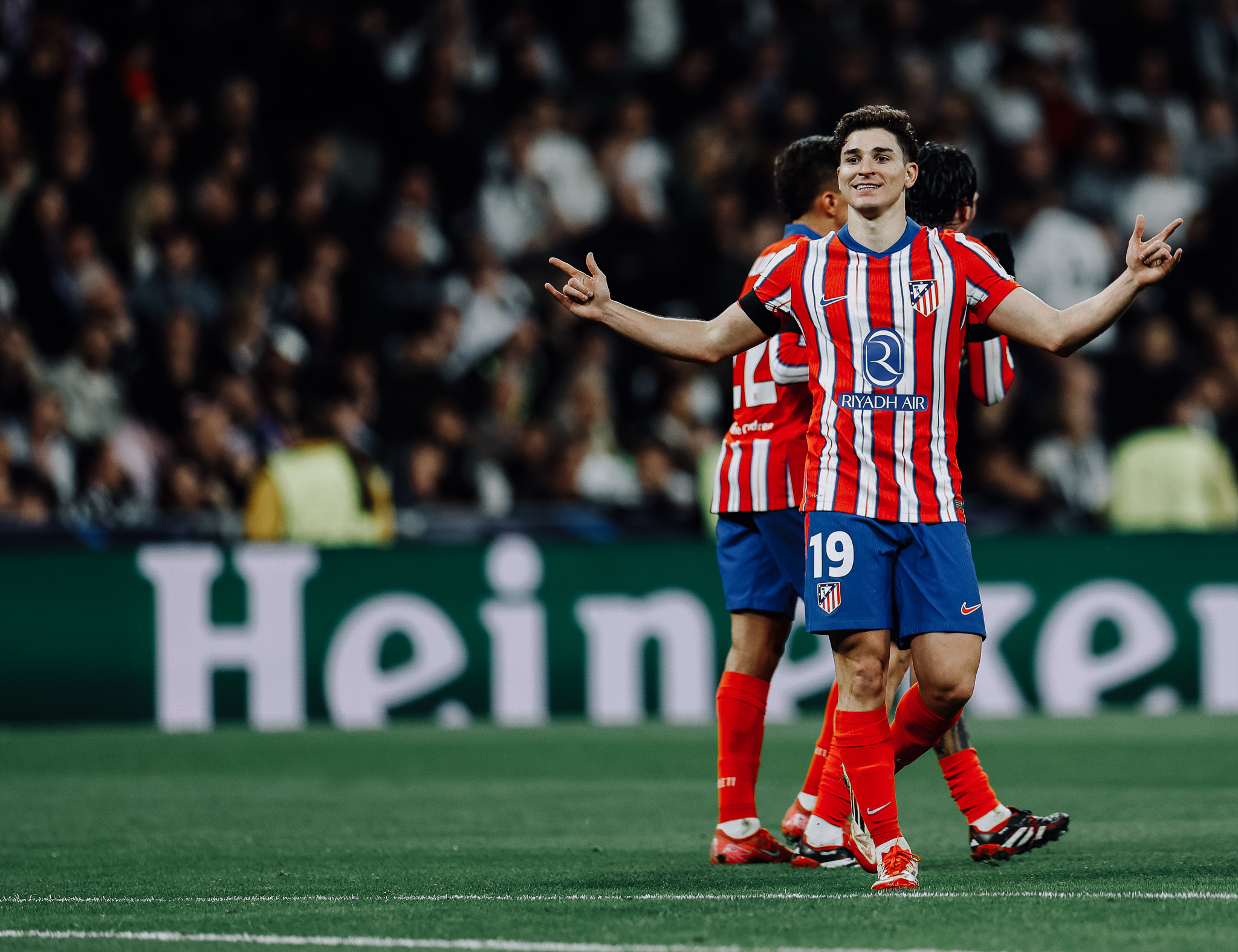 关于马德里竞技客场逆转，斩获欧冠关键胜利的信息