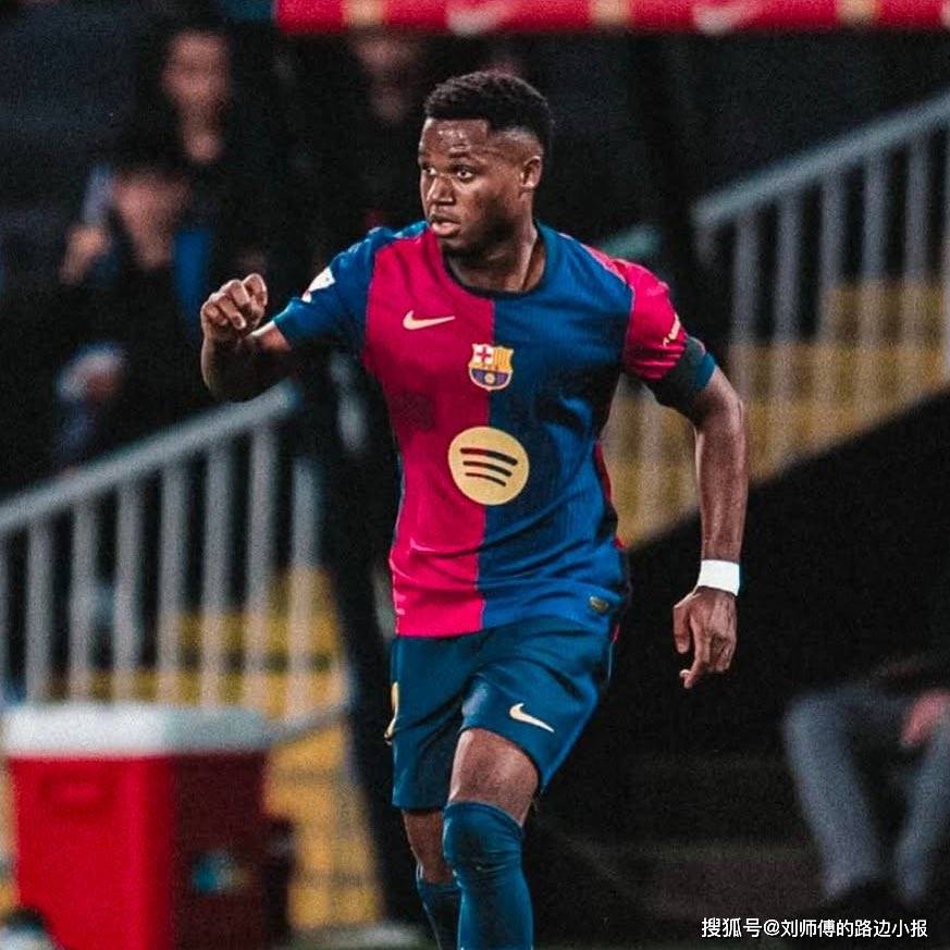 包含巴萨防线爆发伤病潮，主帅面临考验的词条