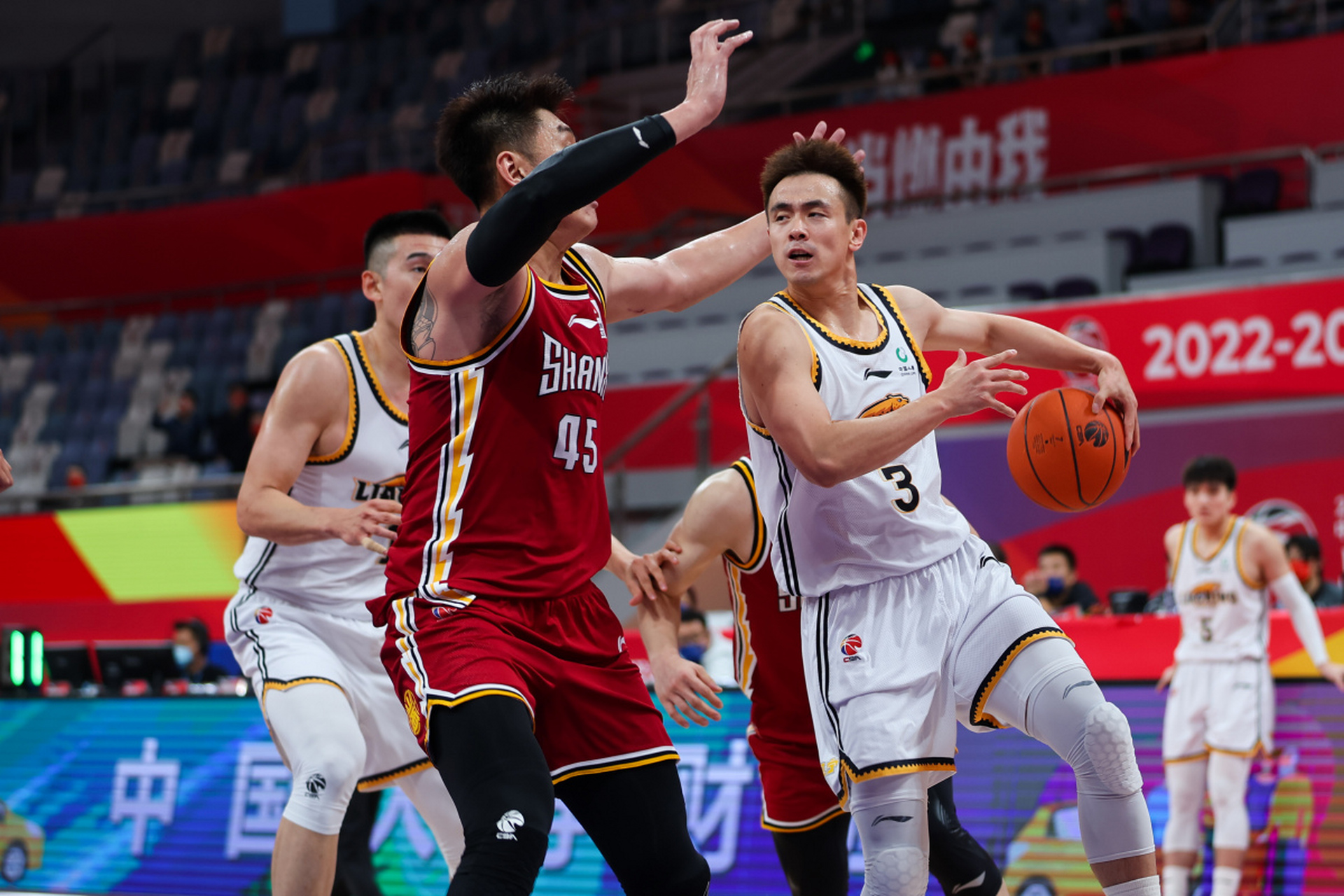 关于山西队在场上实力凸显，成功取得胜利的信息