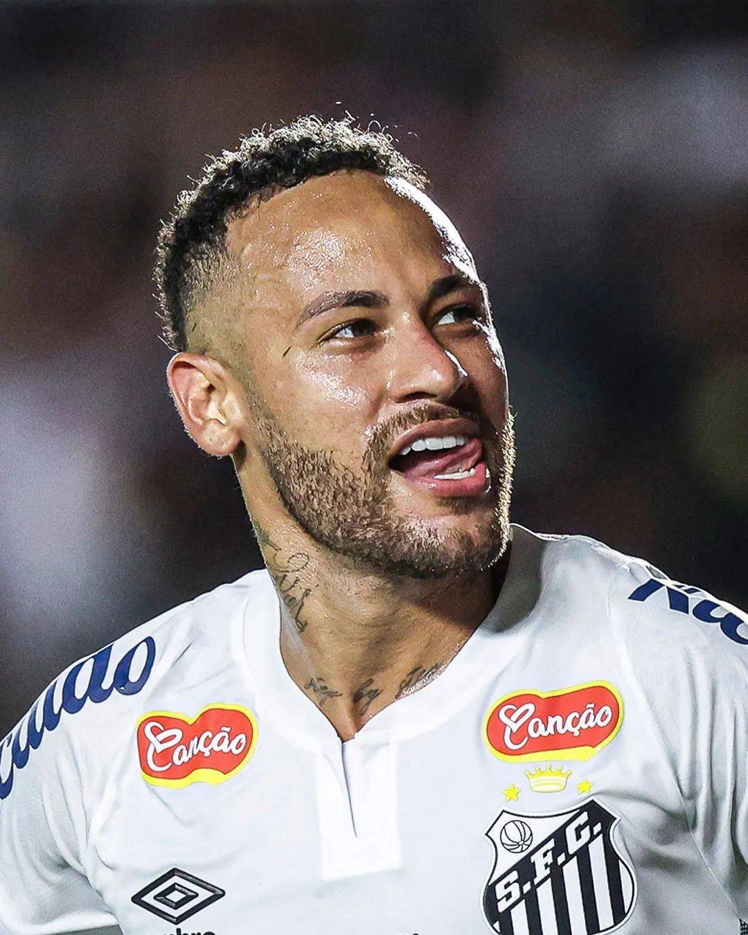 内马尔连续五场比赛得分超过惊险取胜，RNG挑战极限！