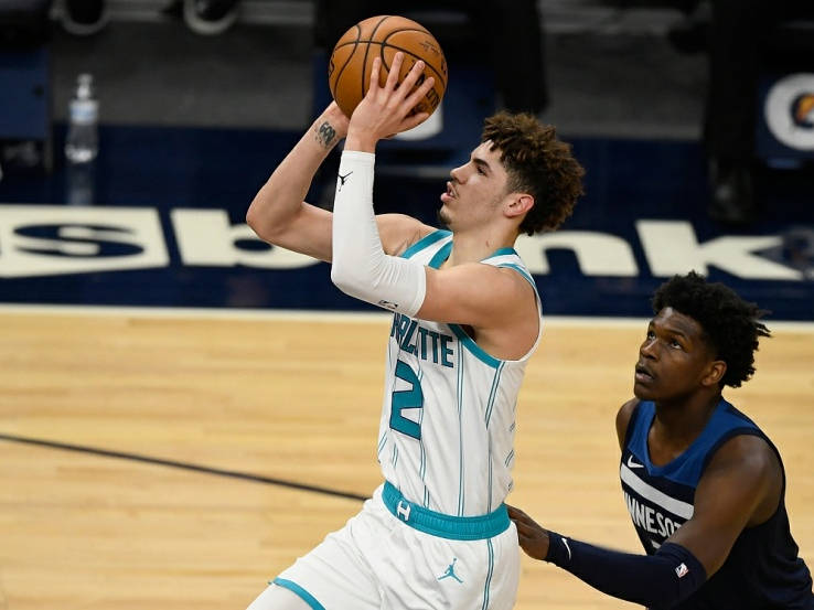 西亚卡姆新星比分优势明显表现惊艳，公牛未来可期！